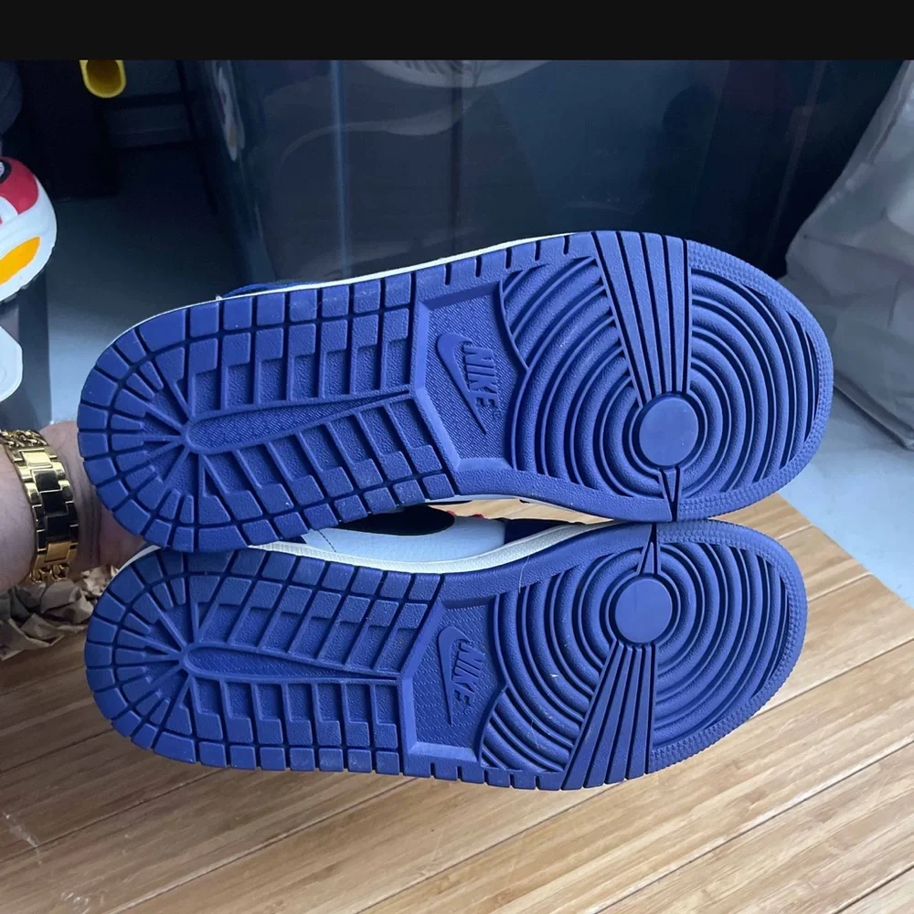 Size 10 - Air Jordan 1 mid SE ‘deep royal blue’ - Picture 6 of 8